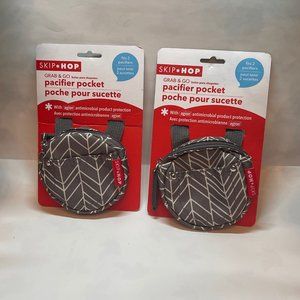 Skip Hop Pacifier Pocket (set of 2) Grey-feather n